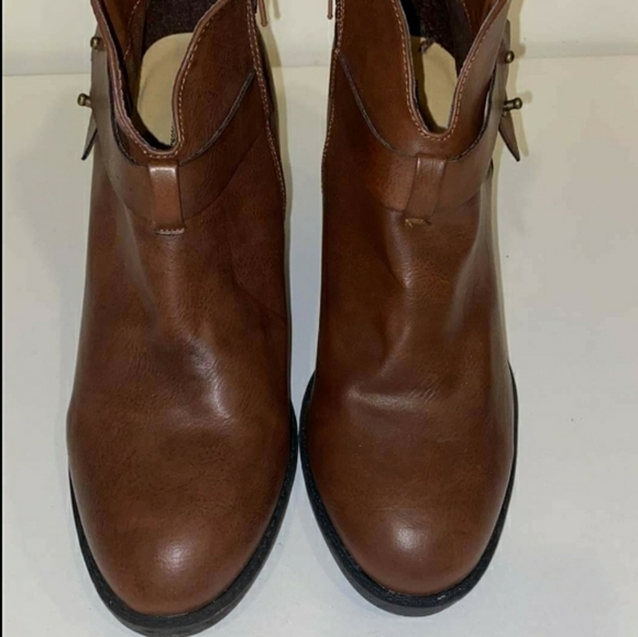 Bruno Rossy Women" Karol Booties - Picture 2 of 9